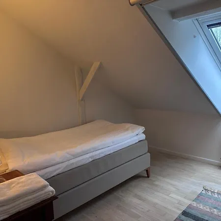 Lysbjerggard Bed & Break *