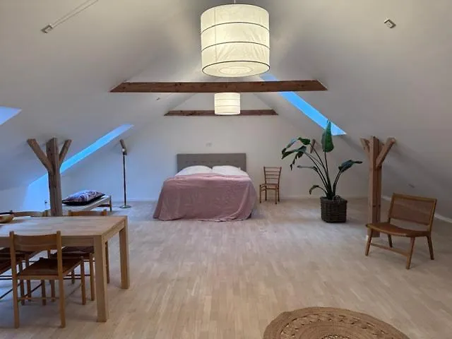 Lysbjerggard Bed & Break *